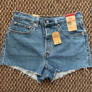 NWT Levi's Women's 501 Original High Rise Blue Denim Shorts Size 30